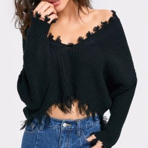 Oversized Frayed Cropped Pullover Sweater - Black